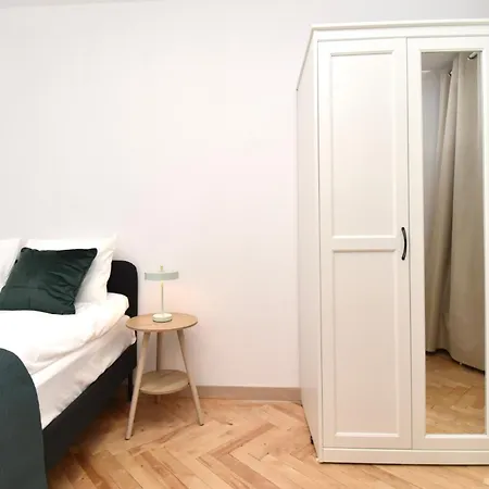 Totu Hallera 229 Szczesliwa Trzynastka * Gdaňsk