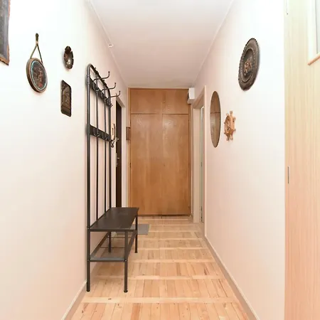 Totu Hallera 229 Szczesliwa Trzynastka Apartmán
